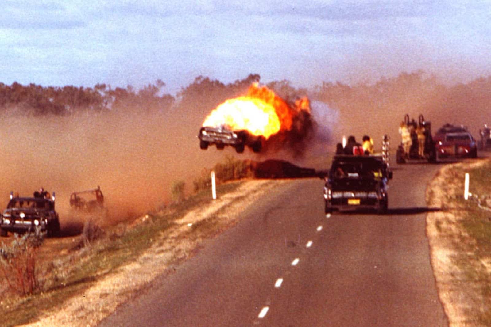 MAd Max 2 Car chase