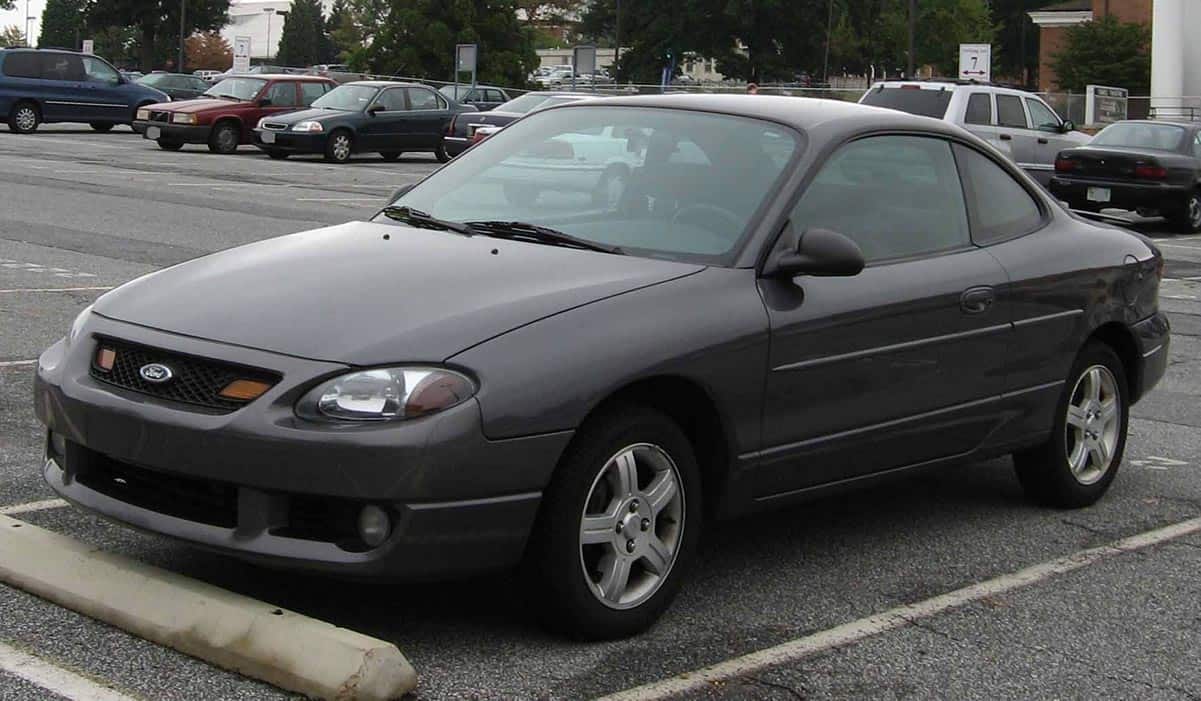 Ford Escort ZX2(carspecs.us)
