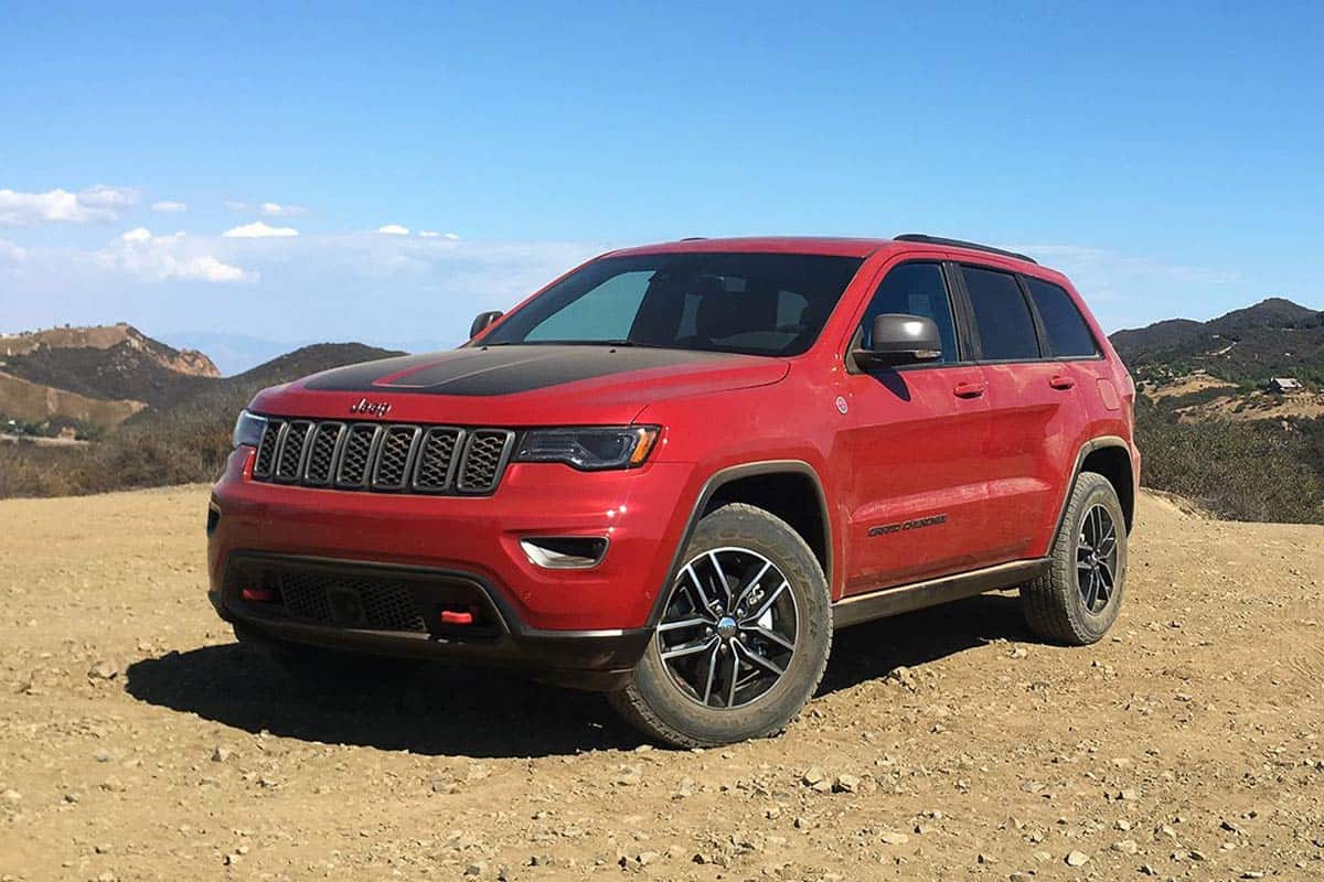 Jeep Grand Cherokee Trailhawk(Car and Driver)