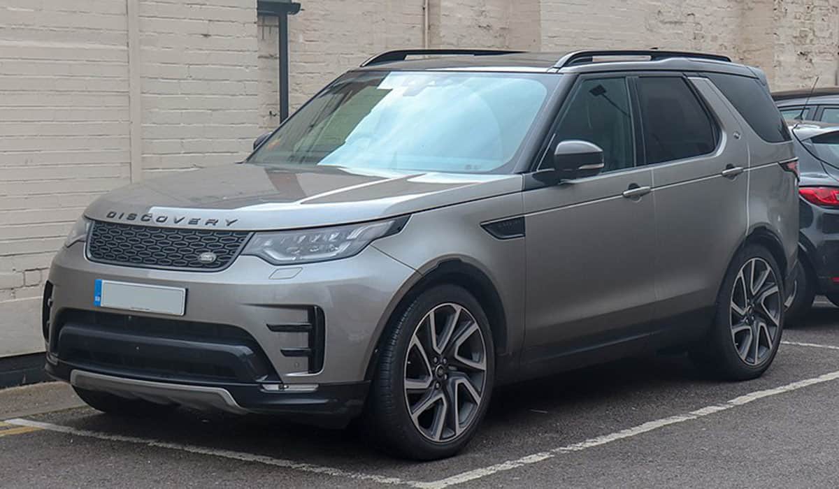 2018_Land_Rover_Discovery_Luxury